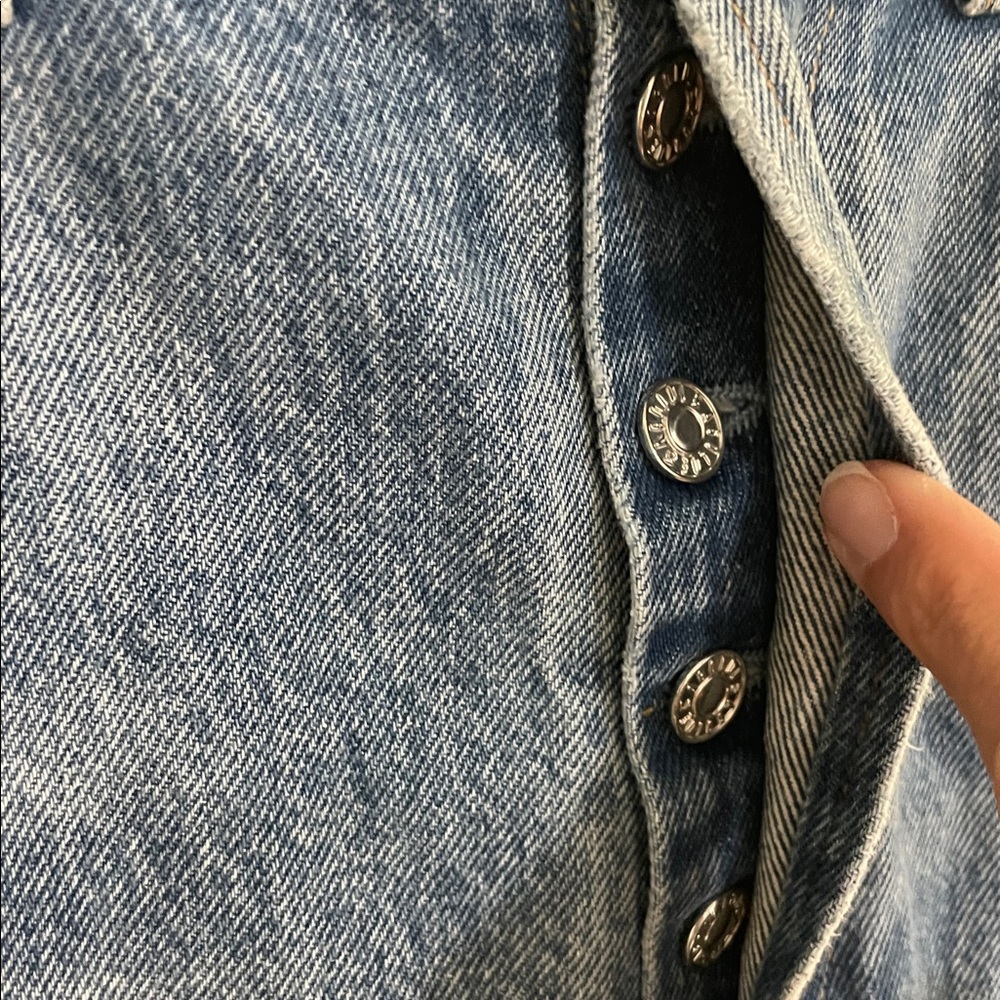 Agolde Distressed High Rise Jean | 27 (altered) - Picture 5 of 13